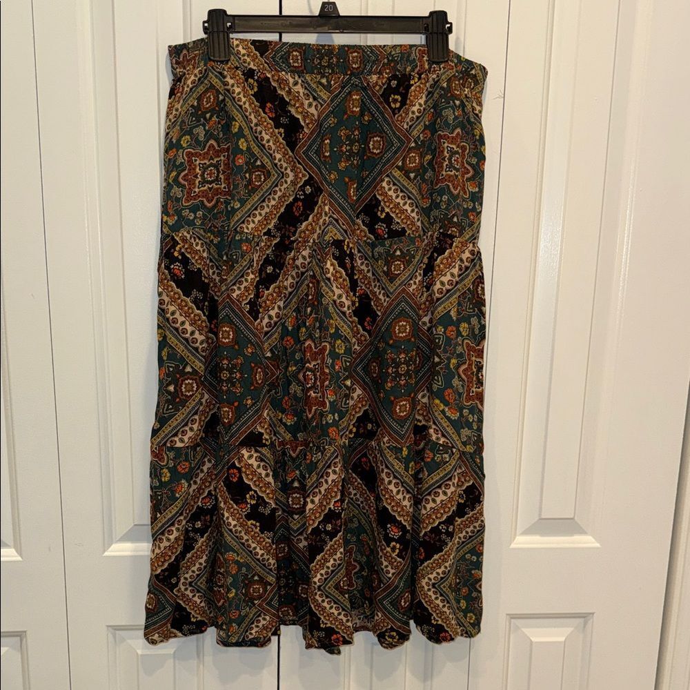 APRICOTโpaisleyโ A-Line Skirt in Earthy Tones